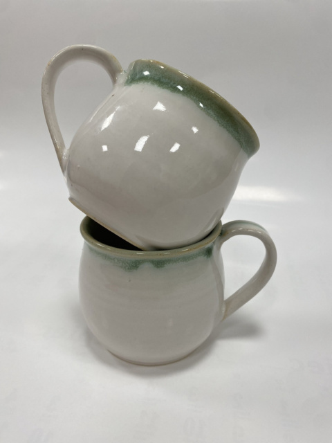 Kubek ceramiczny biały z zielona obwódka 200 ml, ceramika ręcznie robiona Kubek ceramiczny biały z zielona obwódka 200 ml, ceramika ręcznie robiona
